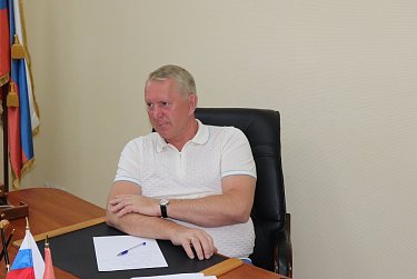 Депутаты округа решают вопросы жителей сообща